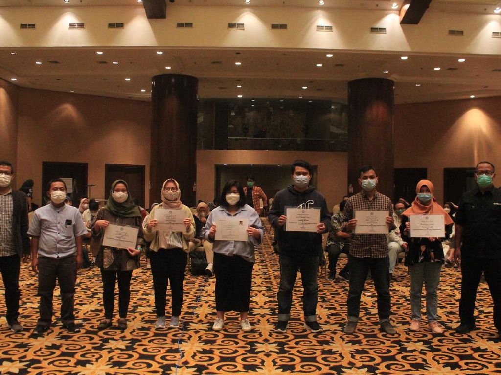 54 Jurnalis detiknetwork Ikuti Uji Kompetensi, 100% Dinyatakan Lulus 54 Jurnalis detiknetwork Ikuti Uji Kompetensi, 100% Dinyatakan Lulus