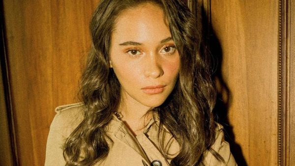 10 Artis Cantik Blasteran Punya Wajah Dewasa, Ternyata Masih Belasan Tahun