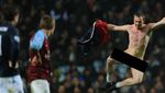 Deretan Aksi Penyusup Bugil di Laga Sepakbola