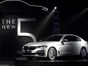 Penjualan BMW Naik Pesat di Kuartal Pertama 2021, Seri 5 Paling Diburu