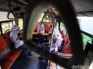 Survei BPS: 8,43 Persen Siswa SMA di Indonesia Masuk Dunia Kerja Survei BPS: 8,43 Persen Siswa SMA di Indonesia Masuk Dunia Kerja
