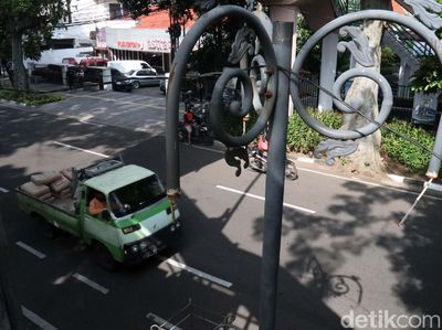 Duh! PJU di Sekitar Balkot Bandung Rusak-rusak
