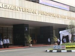 Daftar Kampus Negeri yang Buka Formasi CPNS Kemendikbudristek 2024, Cek di Sini!