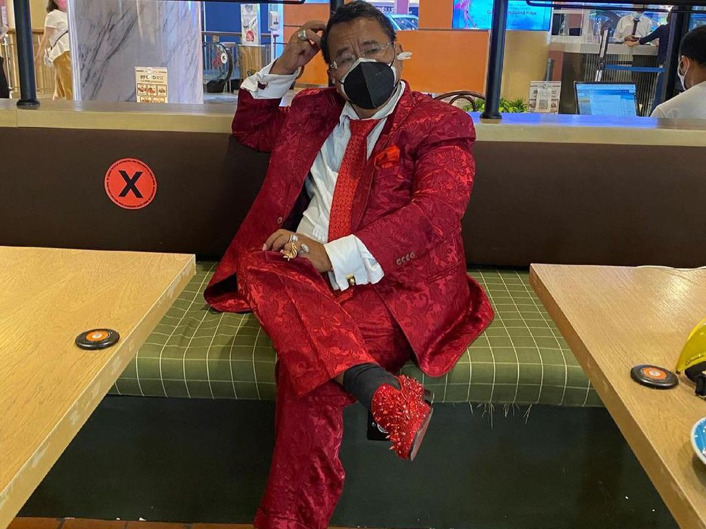 Nyeleneh! Jawaban Hotman Paris Disebut Perkeruh Rumah Tangga Hotma Sitompul Nyeleneh! Jawaban Hotman Paris Disebut Perkeruh Rumah Tangga Hotma Sitompul