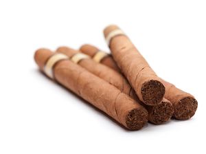 Cerutu-Kopi RI Diminati Pasar Asia hingga Eropa Cerutu-Kopi RI Diminati Pasar Asia hingga Eropa