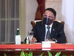 Menpora Dampingi Presiden Hadiri KTT D-8 Ke-10 Secara Virtual