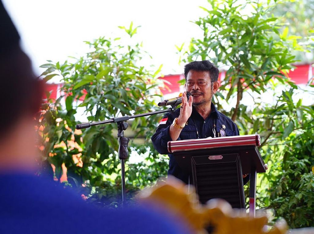 Mentan: Pembangunan Pertanian Harus Berbasis Riset & Teknologi Mentan: Pembangunan Pertanian Harus Berbasis Riset & Teknologi