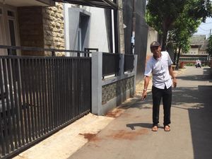 Perampok Bersenpi di Ciputat Sempat Umbar Tembakan, 2 Orang Terluka Perampok Bersenpi di Ciputat Sempat Umbar Tembakan, 2 Orang Terluka