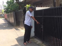 Perampok Bersenpi di Ciputat Incar Rumah Kosong, Modusnya Cari Alamat