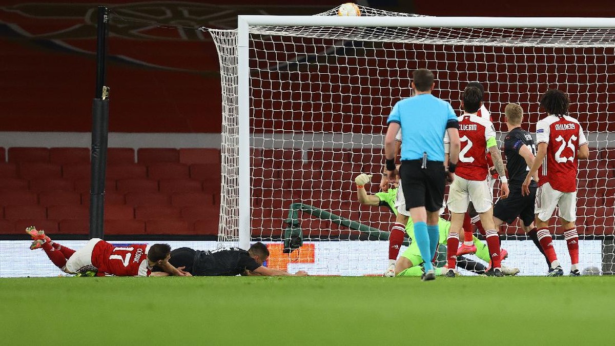 Arsenal dimbangi Slavia Praha dengan skor 1-1. (Foto: Getty Images/Julian Finney)