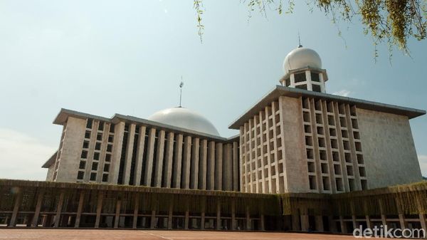 Masjid Istiqlal Siap Gelar Salat Tarawih Berjamaah Secara Terbatas