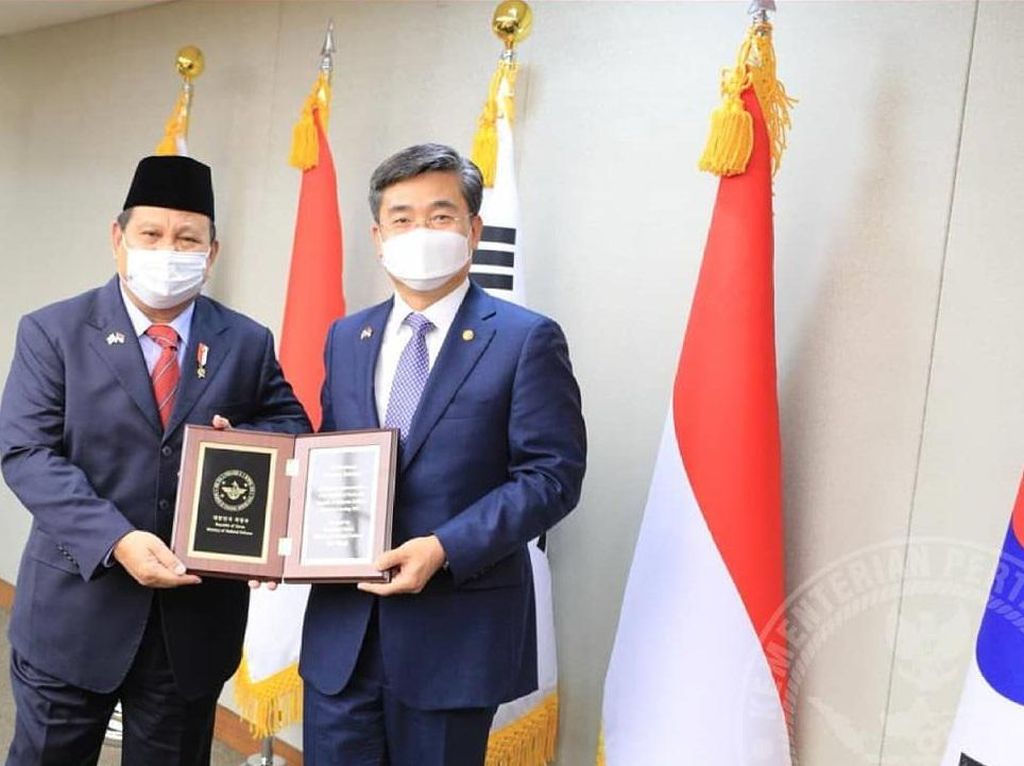 Pengamat: Menhan Prabowo Berhasil Tertibkan Kerja Sama Pertahanan Pengamat: Menhan Prabowo Berhasil Tertibkan Kerja Sama Pertahanan