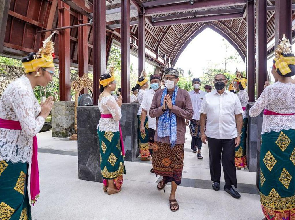 Sandiaga Buka Ajang Pelatihan Usaha, Penanda Kebangkitan Pariwisata Bali Sandiaga Buka Ajang Pelatihan Usaha, Penanda Kebangkitan Pariwisata Bali