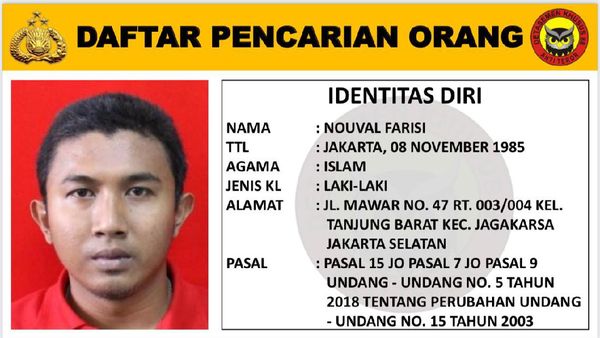 Penampakan Buron Teroris Serahkan Diri ke Polsek Setiabudi