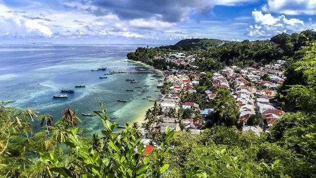 Suasana permukiman di Kepulauan Banda Naira, Maluku. Antara Foto/ Muhammad Adimaja