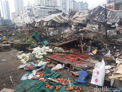 Pasar Jaya Segera Perbaiki Lapak-Kios Pasar Kambing yang Terbakar
