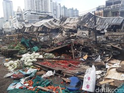 Pedagang Merana Usai Pasar Kambing Tanah Abang Kebakaran