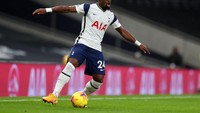 Ketiga adalah Serge Aurier. Bek sayap ini sepertinya kalah saing dengan bek-bek sayap Spurs lainnya (Getty Images)