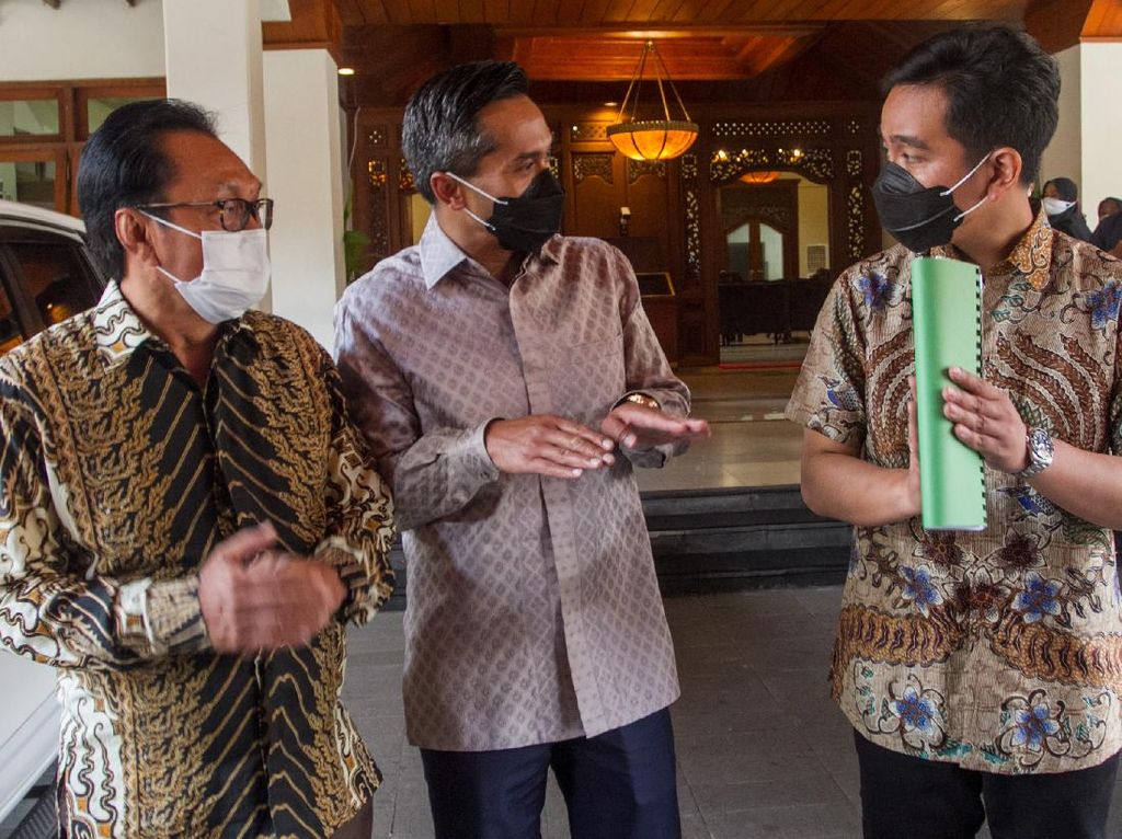 Anindya Bakrie Ketemu Gibran, Bahas Apa Nih? Anindya Bakrie Ketemu Gibran, Bahas Apa Nih?