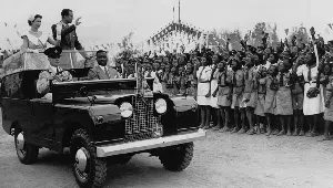 Potret Ketangguhan Land Rover Dari Dulu Hingga Kini Potret Ketangguhan Land Rover Dari Dulu Hingga Kini