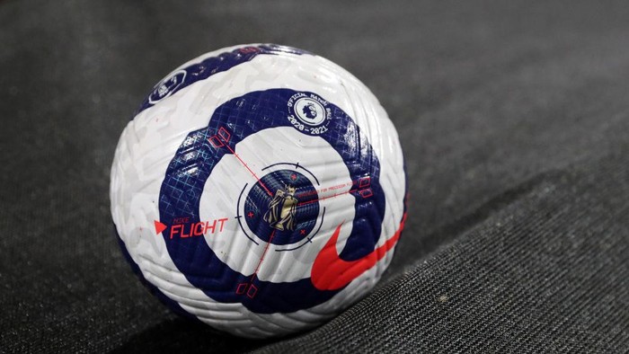 WOLVERHAMPTON, ENGLAND - FEBRUARY 19: Detailed view of the Nike Flight match ball during the Premier League match between Wolverhampton Wanderers and Leeds United at Molineux on February 19, 2021 in Wolverhampton, England. Sporting stadiums around the UK remain under strict restrictions due to the Coronavirus Pandemic as Government social distancing laws prohibit fans inside venues resulting in games being played behind closed doors. (Photo by Catherine Ivill/Getty Images)