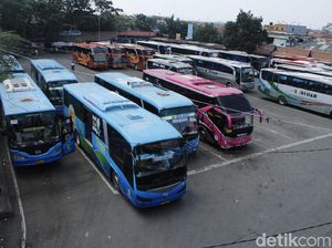 Jeritan Sopir Bus di Tengah Larangan Mudik Lebaran
