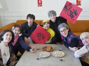 Intip Keseruan Boy Group WayV yang Hobi Makan Pakai Kostum Lucu