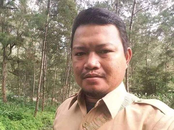 Potret 2 Guru yang Tewas Ditembak KKB di Puncak Papua