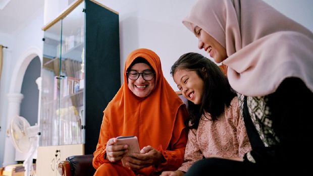 Ramadan with Mobile Phone