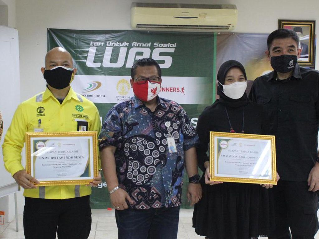 Keringat IndoRunners Bernilai Miliaran untuk Para Mahasiswa Keringat IndoRunners Bernilai Miliaran untuk Para Mahasiswa