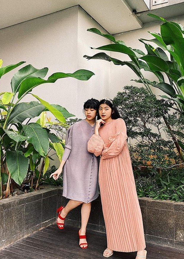 mini dress vs maxi dress