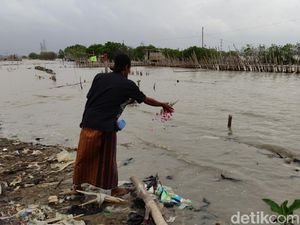 Nyadran ke Makam yang Hilang di Pesisir Semarang Nyadran ke Makam yang Hilang di Pesisir Semarang
