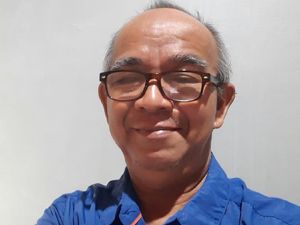 Perubahan Iklim Turut Pengaruhi Banyaknya Fenomena Hujan Es di Surabaya Perubahan Iklim Turut Pengaruhi Banyaknya Fenomena Hujan Es di Surabaya