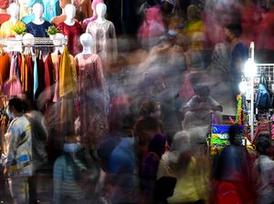Jelang Ramadhan, Pasar Tanah Abang Rame Banget