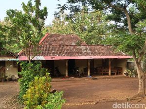 Pedukuhan Jelok dan Rumah Limasan yang Unik Pedukuhan Jelok dan Rumah Limasan yang Unik