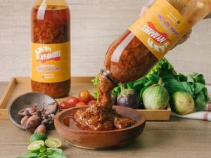 Pecinta Pedas Wajib Stok Sambal dari 5 Toko Online Ini!