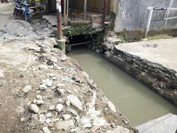 Pembongkaran Bangunan Liar Tutupi Parit di Medan Nyaris Ricuh Gegara LSM