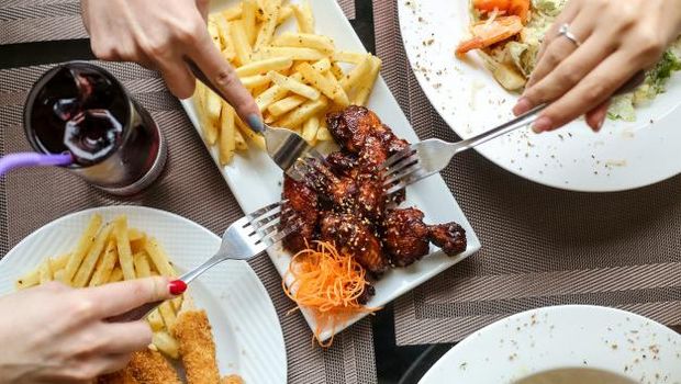 Ilustrasi makan/Freepik