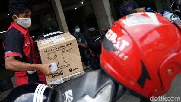 Asyik! Pemerintah Bakal Subsidi Ongkir Belanja Online