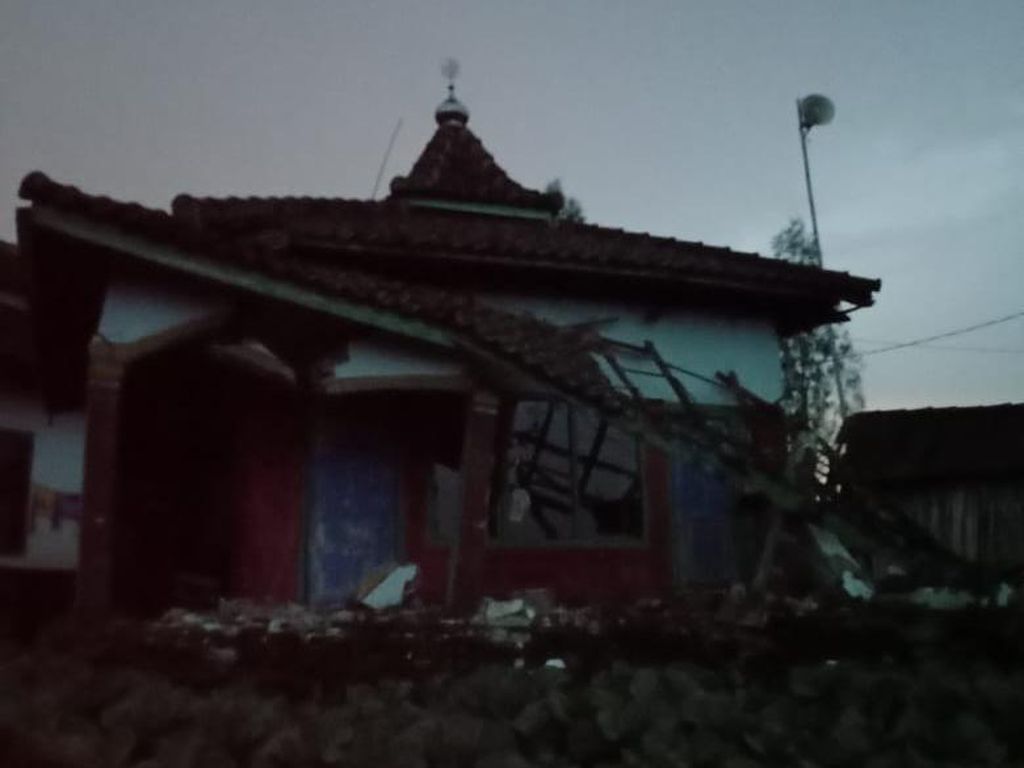 Terdampak Gempa Malang, BPBD Kab Probolinggo Rinci Bangunan yang Rusak Terdampak Gempa Malang, BPBD Kab Probolinggo Rinci Bangunan yang Rusak
