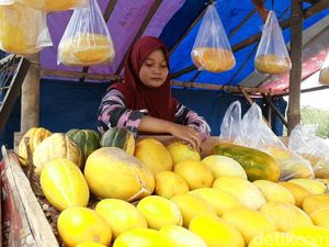 Jelang Ramadhan, Pedagang Timun Suri di Bogor Mulai Menjamur