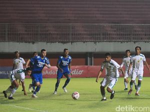 Persib Menang Lawan Persebaya, Pertandingan yang Luar Biasa