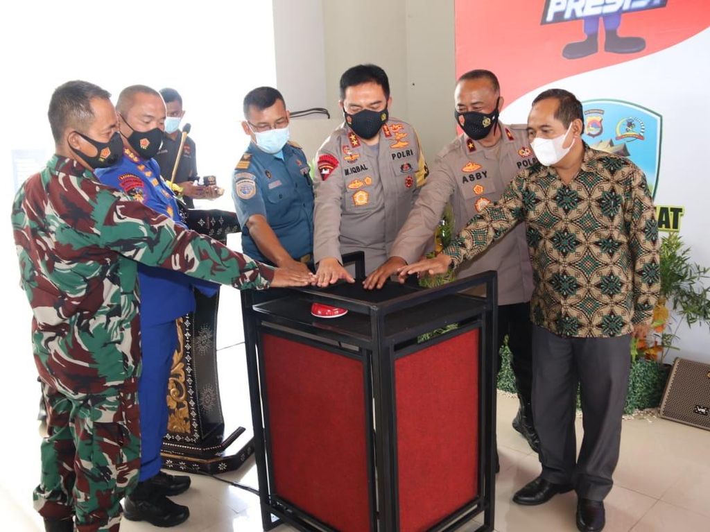 Tingkatkan Pelayanan, Kapolda NTB Resmikan 4 Program Ditpolairud NTB Tingkatkan Pelayanan, Kapolda NTB Resmikan 4 Program Ditpolairud NTB