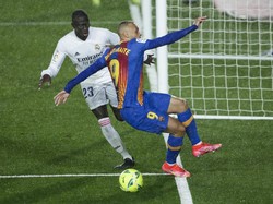 Koeman: Barcelona Harusnya Dapat Penalti