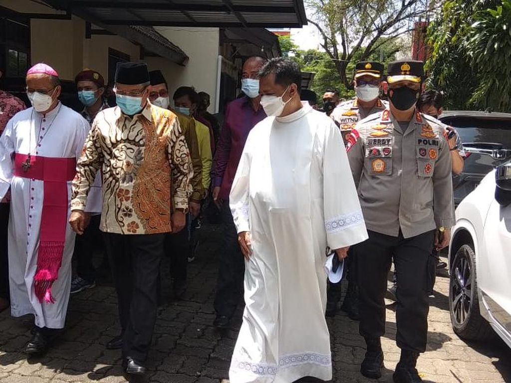 Dukungan Moral Said Aqil ke Katedral Makassar Pasca-bom Bunuh Diri