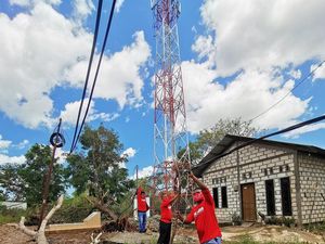 Pulihkan Jaringan Telekomunikasi di NTT, Telkomsel Kerahkan TERRA