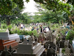 Beragam Cerita tentang Ziarah Jelang Ramadhan di Sumatera Utara