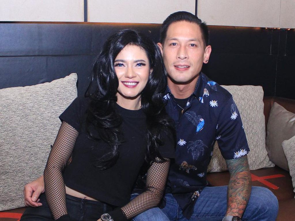 Klarifikasi Citra Anidya Soal Ngaku Sudah Nikah dengan Chef Juna Klarifikasi Citra Anidya Soal Ngaku Sudah Nikah dengan Chef Juna