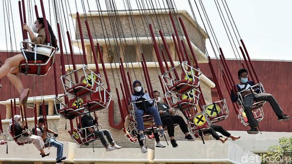 Rileks Sejenak Nakes Wisma Atlet Melepas Penat di Dufan