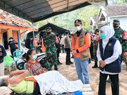 Pemprov Jatim Maksimalkan Bantuan BNPB Rp 1 M Tangani Dampak Gempa Malang